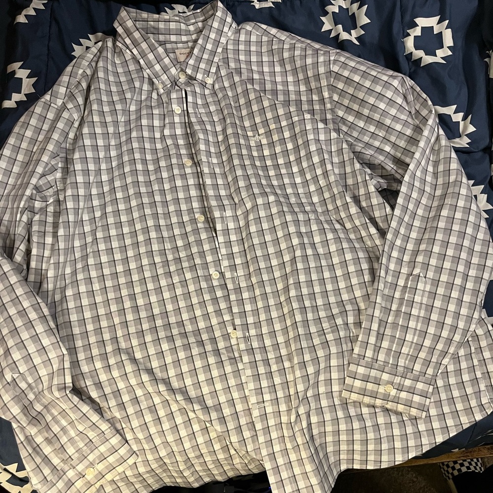 Classic Checkered Men's Button-Down Shirt
